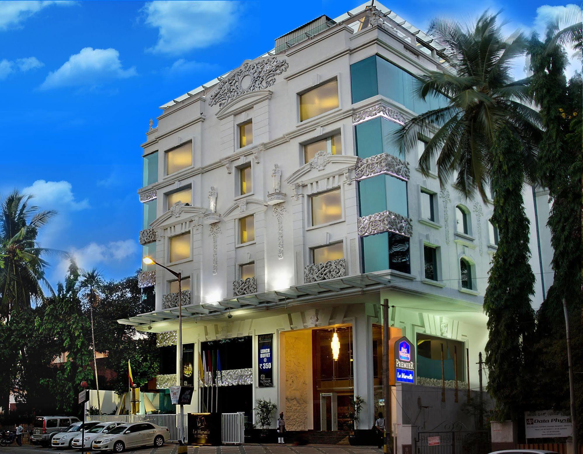 فندق بنغالورفي  فندق لا مارفيلا - إيه ساروفار بريمير المظهر الخارجي الصورة